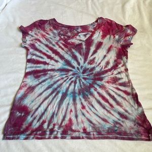 Tie dye tee shirt hand made tie dye spiral design